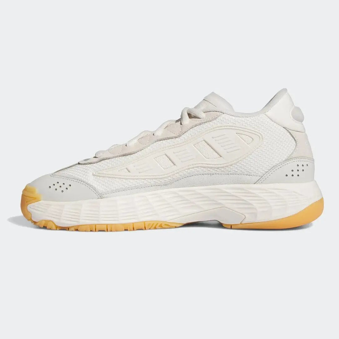 Adidas Originals Niteball 3 unisex sport shoes in light color with textured upper and translucent sole.