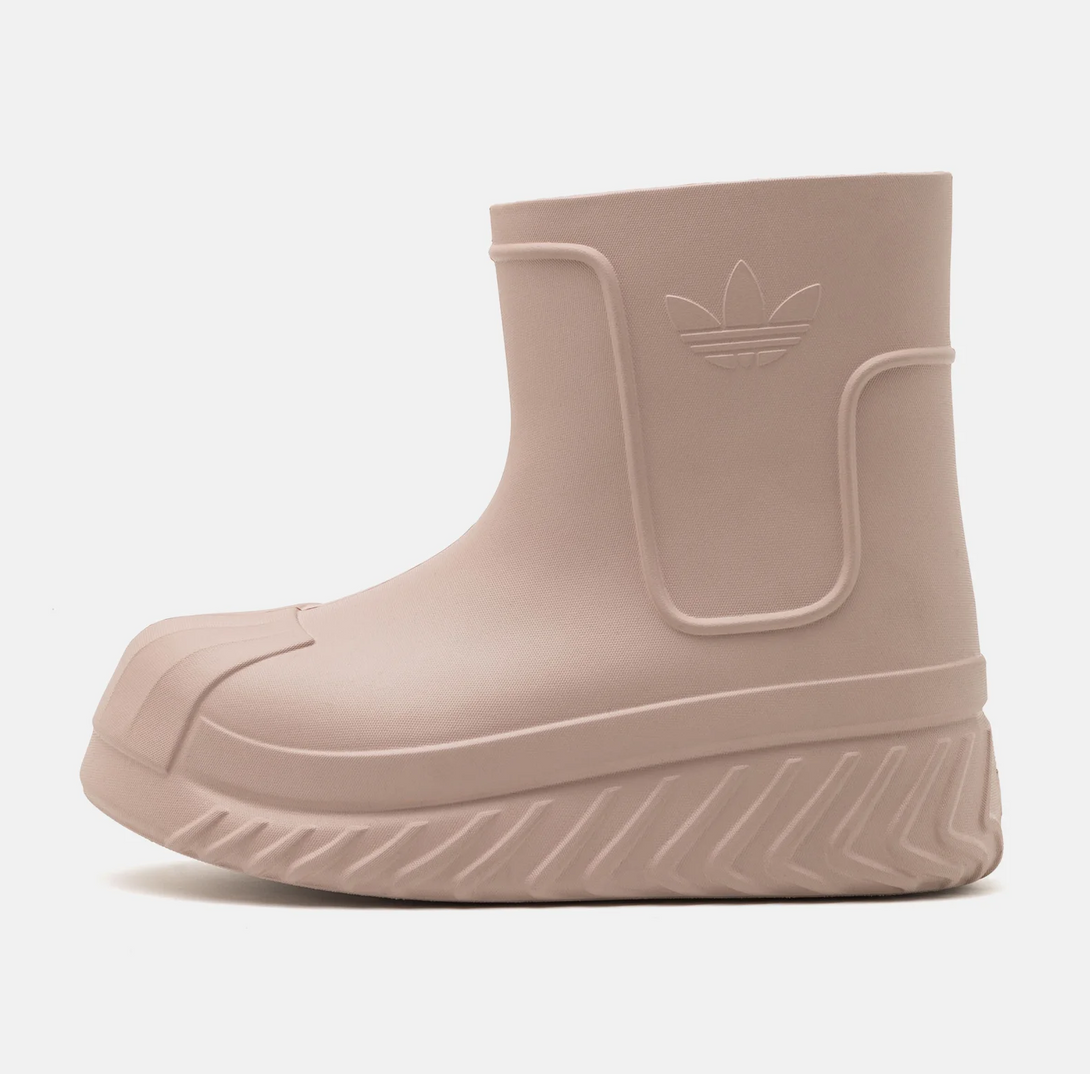 adidas ADIFOM SUPERSTAR BOOT femei, taupe lateral view of the iconic boot design