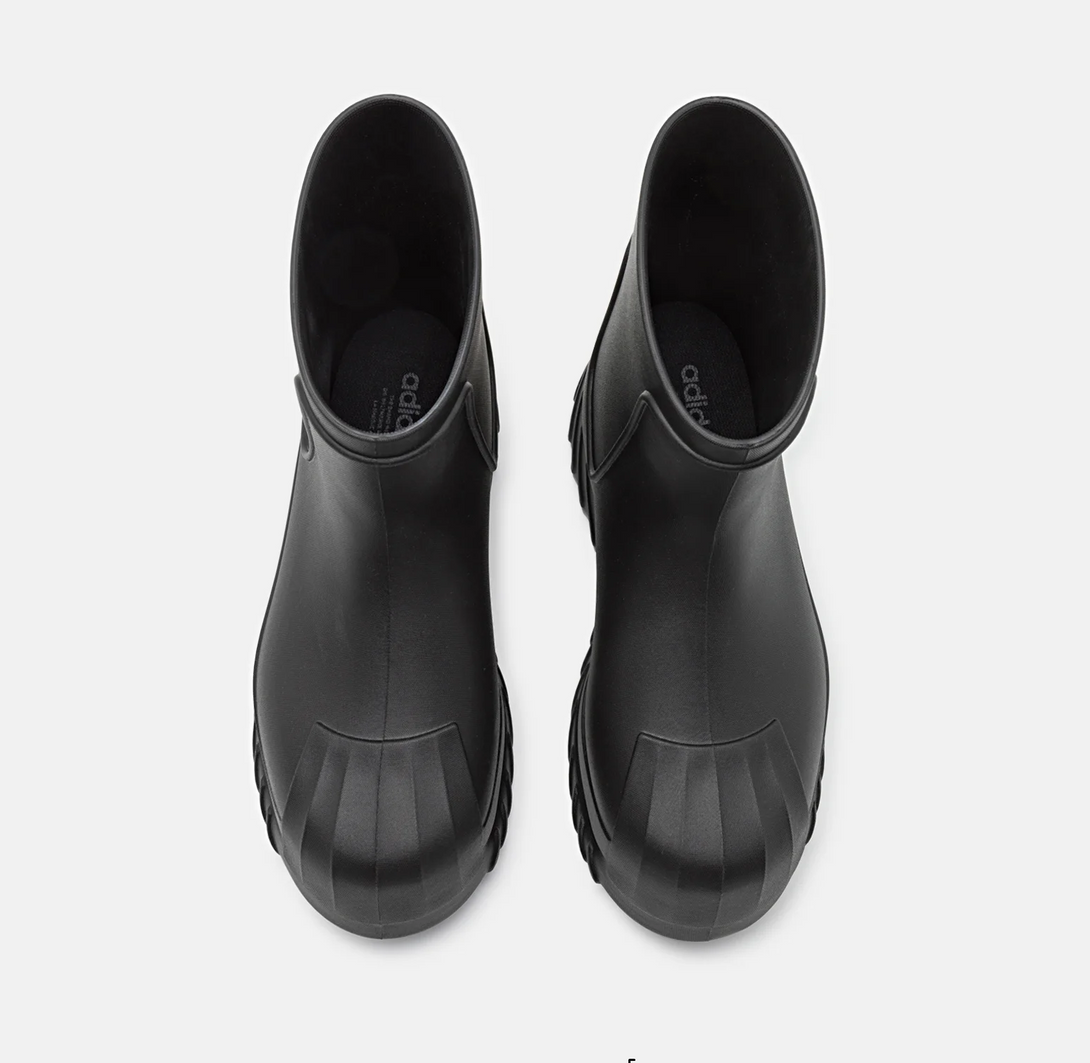 adidas ADIFOM SUPERSTAR BOOT unisex negru - pantofi din spumă sustenabilă, design modern și iconicul vârf în formă de scoică.