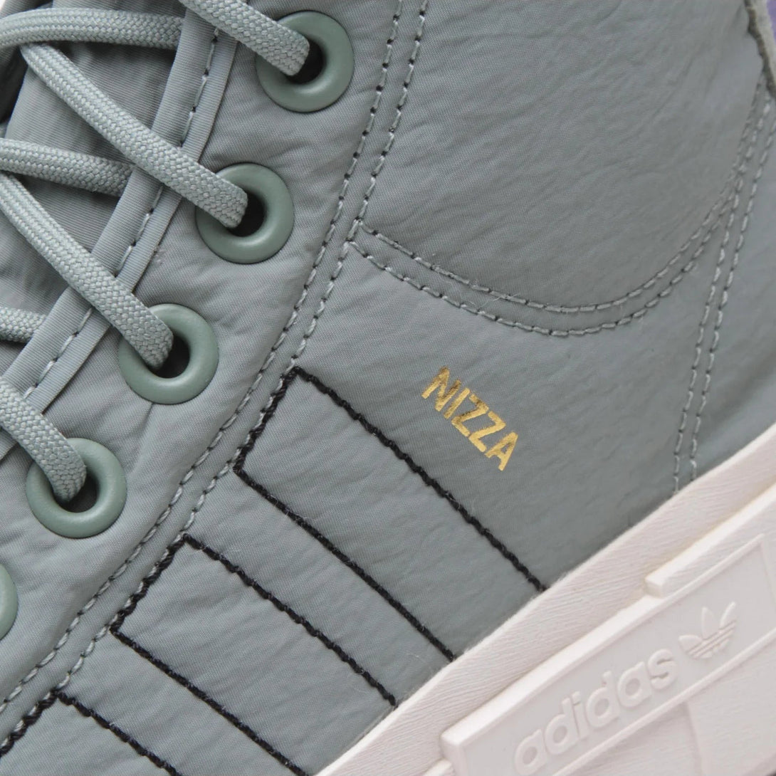 adidas Sneakers Nizza Bonega X Shoes HQ6042 Verde close-up detail of textured upper and logo