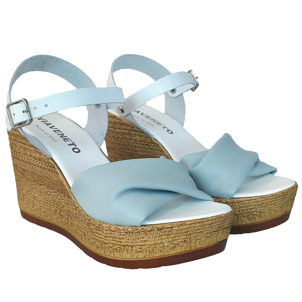 Sandale dama cu toc din piele ecologica, stil modern, nuanta bleu, perfect pentru vara 2025.