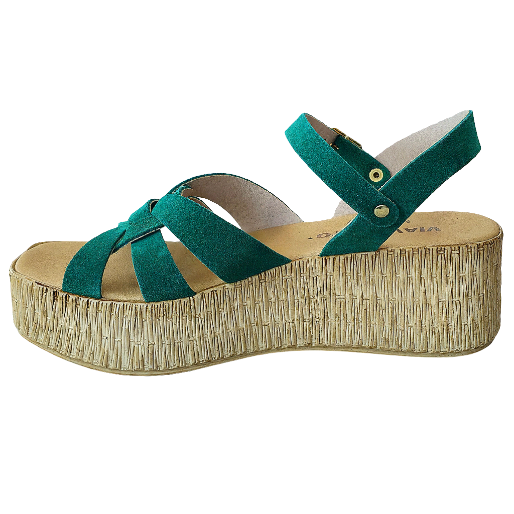 Green suede sandals for women, made in Italy, featuring a 5.5 cm platform, stylish summer footwear for 2025.