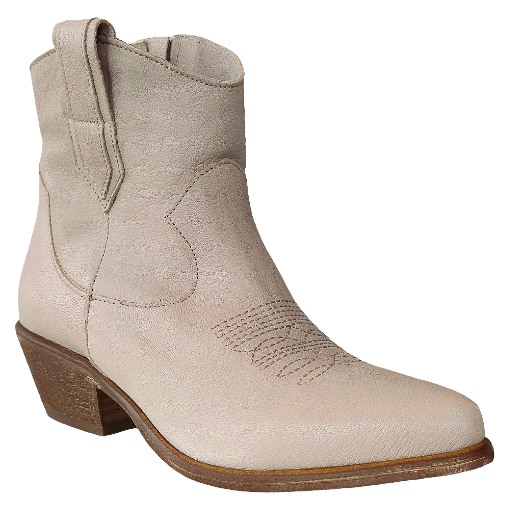 Ciocate dama din piele naturala taupe, toc mic de 4 cm, din colectia Vara 2025, Art 2083 Pelle Lavato.
