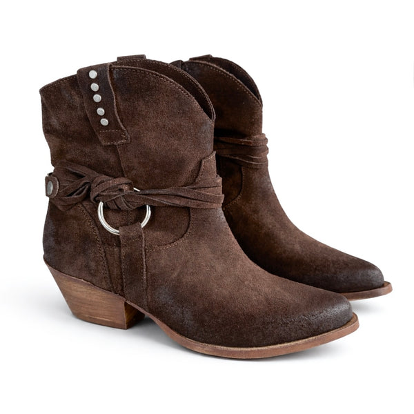 Ciocate dama din piele naturala intoarsa, maro -Riccianera, RCN048 Marrone, cu detalii elegante.