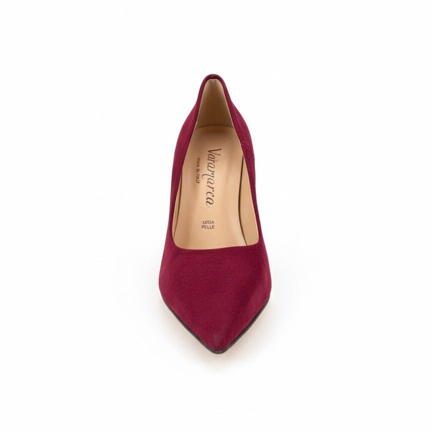 Pantofi dama bordo din piele naturala intoarsa, colectia Toamna 2024, made in Italy, inaltime toc 1 cm.