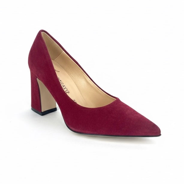 Pantofi dama din piele naturala intoarsa bordo cu toc de 1 cm, colectia Toamna 2024, fabricati in Italia.
