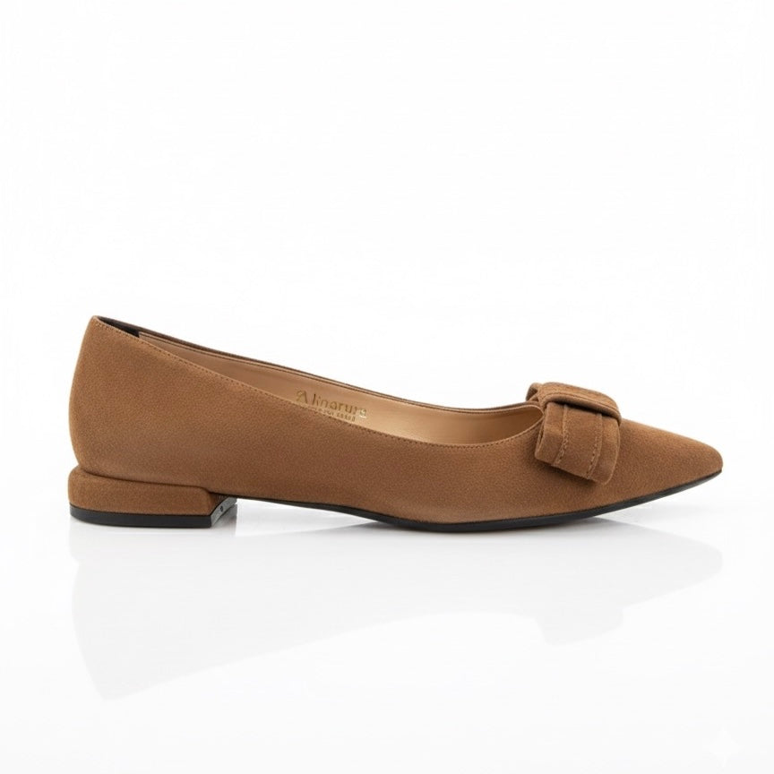 Pantofi dama din piele naturala intoarsa maro cu fundita, stil elegant, toamna 2024, made in Italy.